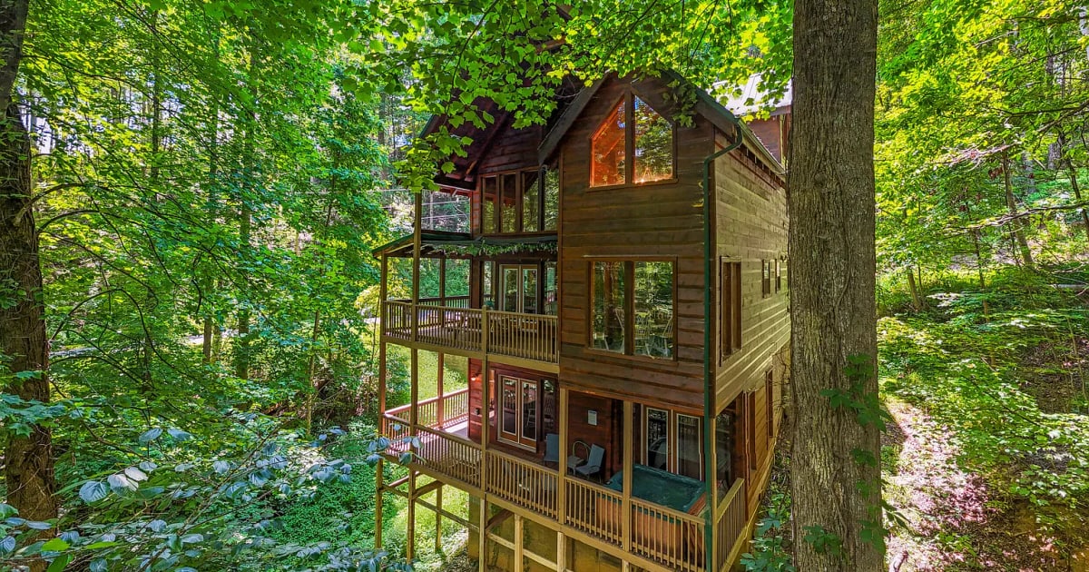 Planning a Sevierville Cabin Trip Without Overpacking the Schedule guide image for Smoky Summit Stays